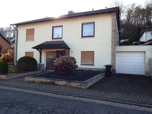 Einfamilienhaus zum Kauf 298.000 € 3,5 Zimmer 103 m² 511 m² Grundstück frei ab sofort Seldeweg 22 Northeim 37154