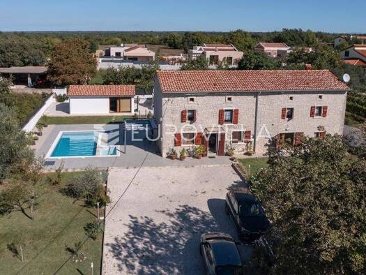 Einfamilienhaus zum Kauf 650.000 € 4 Zimmer 200 m² Čabrunići Svetvinčenat 52342