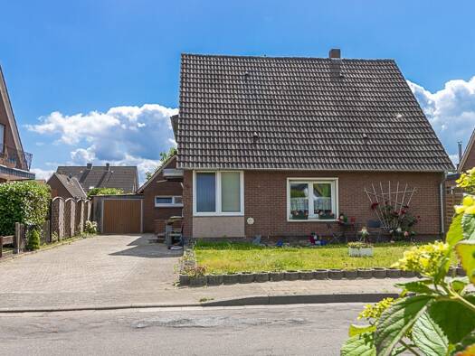 Mehrfamilienhaus zum Kauf 230.000 € 7 Zimmer 200 m² 712 m² Grundstück Werlte 49757