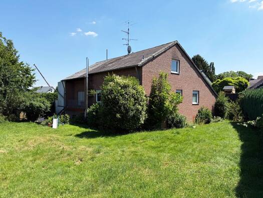 Mehrfamilienhaus zum Kauf 399.000 € 10 Zimmer 243 m² 982 m² Grundstück Werthhoven Wachtberg 53343