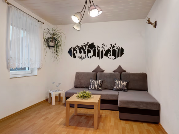 Haus zum Kauf 899.000 € 8 Zimmer 200 m² 2.500 m² Grundstück Hausen Weil der Stadt 71263