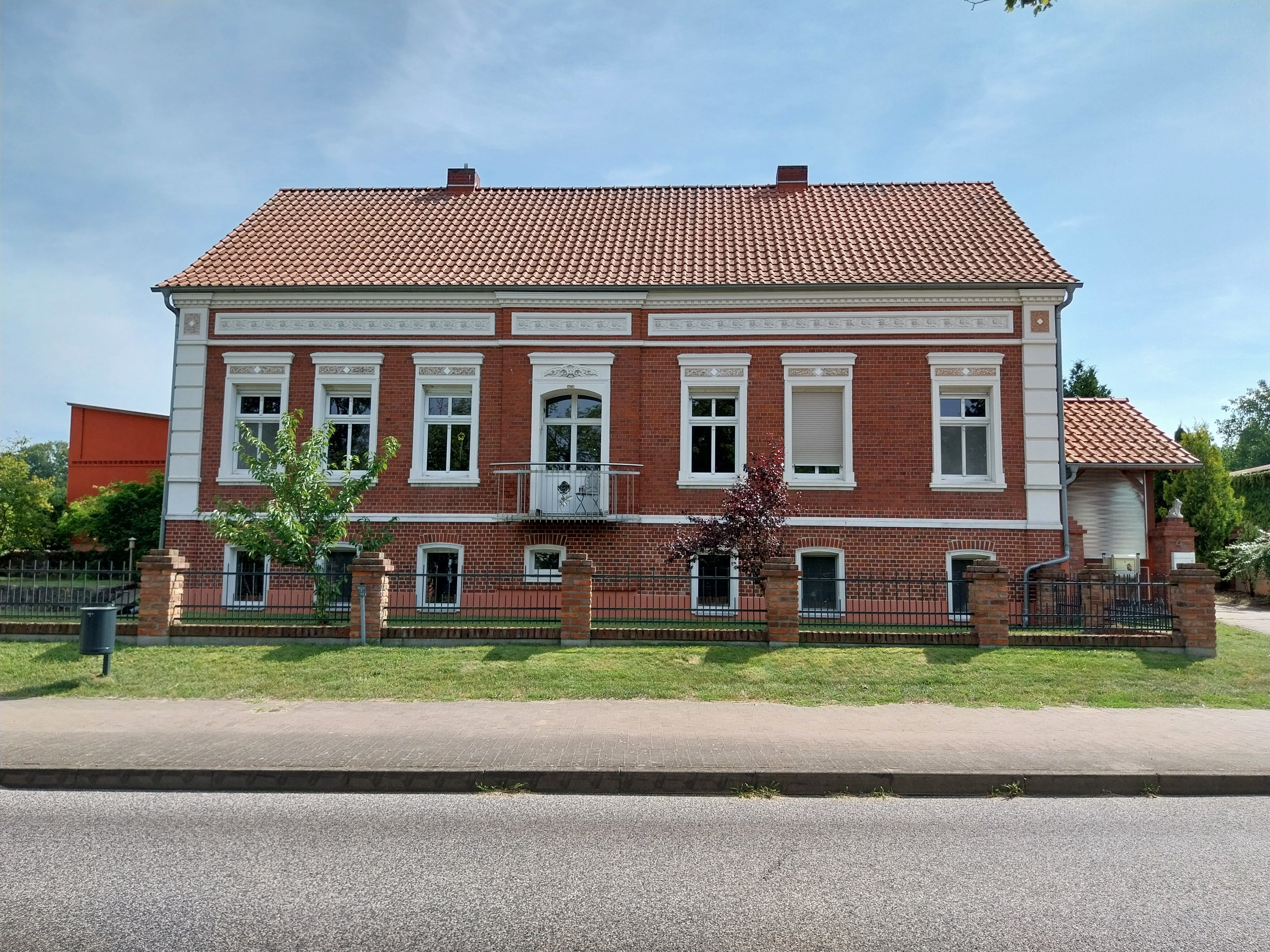 Bauernhaus zum Kauf 350.000 € 380 m²<br/>Wohnfläche 2.300 m²<br/>Grundstück ab sofort<br/>Verfügbarkeit Rhinow Rhinow 14728