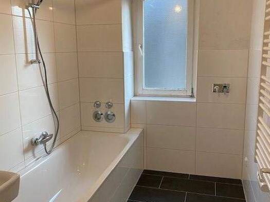 Wohnung zur Miete 509 € 2,5 Zimmer 64 m² 2. Geschoss Schölerpad 62 Altendorf Essen 45143