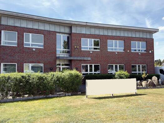 Bürofläche zur Miete 12,50 € 4 Zimmer 150 m² Bürofläche teilbar ab 150 m² Neuseddin Seddiner See 14554