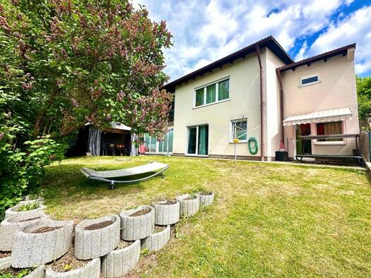 Einfamilienhaus zum Kauf provisionsfrei 550.000 € 7,5 Zimmer 192 m² 519 m² Grundstück Nittendorf 93152