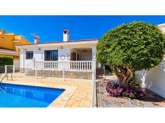 Villa zum Kauf 350.000 € 3 Zimmer 133 m² 406 m² Grundstück Vinaròs 12500