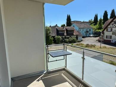 Wohnung zur Miete 1.350 € 2,5 Zimmer 80 m² Geschoss 1/2 frei ab 01.10.2025 Dettingen Konstanz 78465