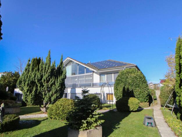 Villa zum Kauf 1.390.000 € 11 Zimmer 456 m² 1.442 m² Grundstück Oberjesingen Herrenberg 71083
