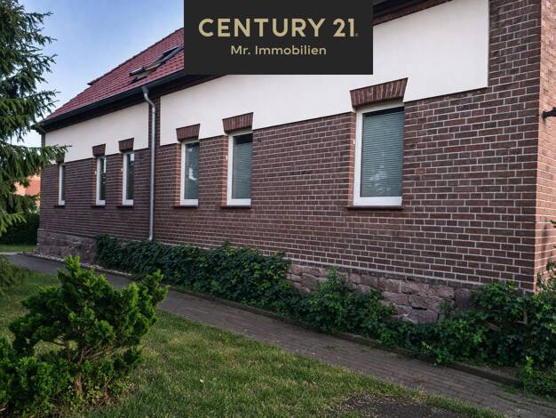 Einfamilienhaus zum Kauf 259.000 € 6 Zimmer 160 m² 2.000 m² Grundstück frei ab sofort Ziebigk Südliches Anhalt 06369