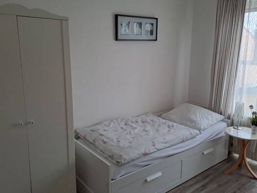Wohnung zur Miete Wohnen auf Zeit 800 € 15 m² frei ab 15.09.2025 Annettenstraße 0 Plittersdorf Bonn - Bad Godesberg 53175