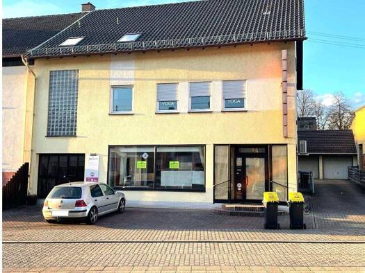 Wohnung zur Miete 650 € 4 Zimmer 100 m² Hülzweiler Schwalbach 66773