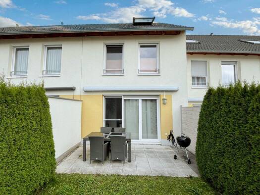 Reihenmittelhaus zum Kauf 468.000 € 5 Zimmer 136 m² Villingen Villingen-Schwenningen 78050