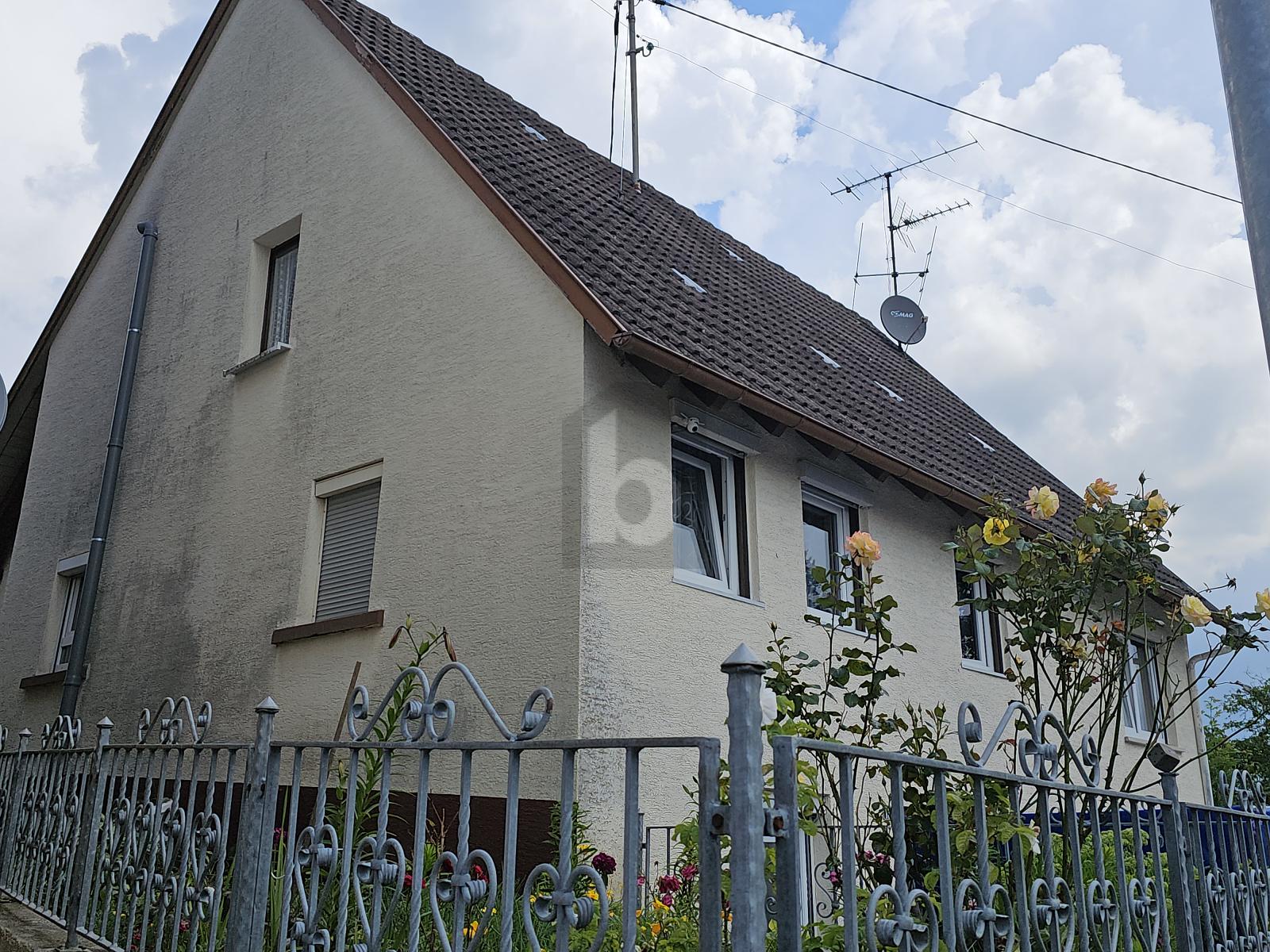 Einfamilienhaus zum Kauf 205.000 € 5 Zimmer 105 m²<br/>Wohnfläche 304 m²<br/>Grundstück Salzstetten Waldachtal 72178