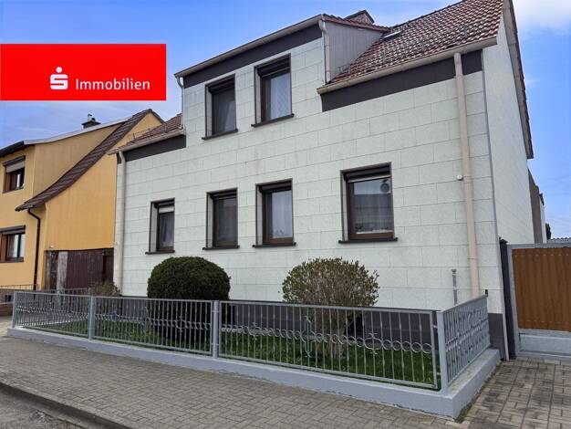 Einfamilienhaus zum Kauf 205.000 € 5 Zimmer 135 m² 601 m² Grundstück frei ab sofort Nauendorf Georgenthal 99887