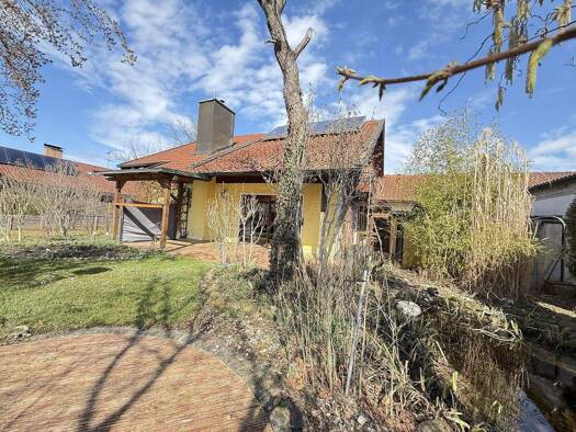 Einfamilienhaus zum Kauf 560.000 € 5 Zimmer 138,8 m² 691 m² Grundstück Fridolfing 83413