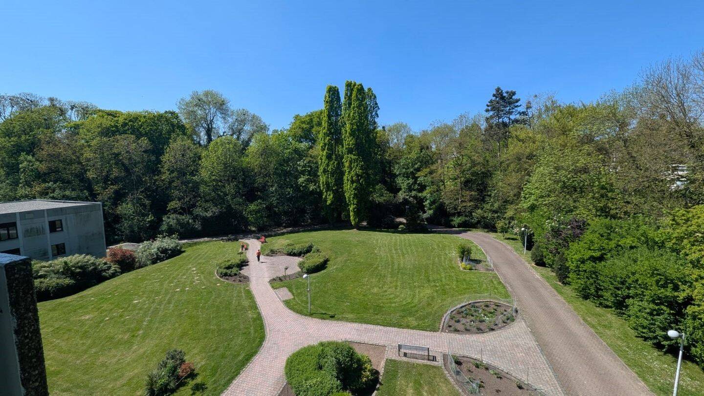 Seniorengerechtes Wohnen mit Schwimmbad und Restaurant – Adele-Weidtman-Str. 87, 52072 Aachen – Vorschaubild 2