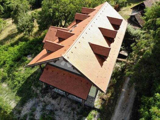Haus zum Kauf 699.000 € 12 Zimmer 1.000 m² Cerje Samoborsko, Samobor - Okolica Samobor