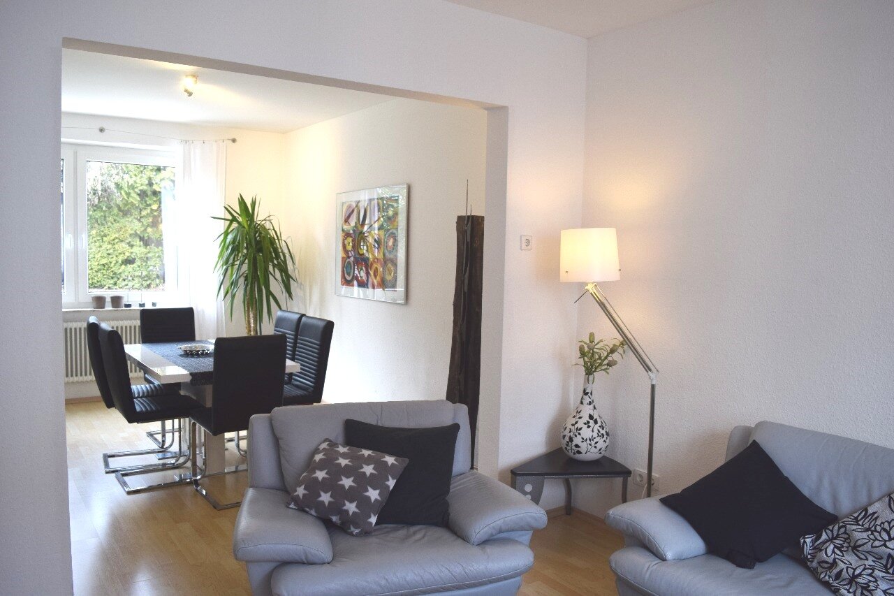 Wohnung zur Miete Wohnen auf Zeit 3.190 € 6 Zimmer 160 m²<br/>Wohnfläche ab sofort<br/>Verfügbarkeit Altenburg Stuttgart-Bad Cannstatt 70376