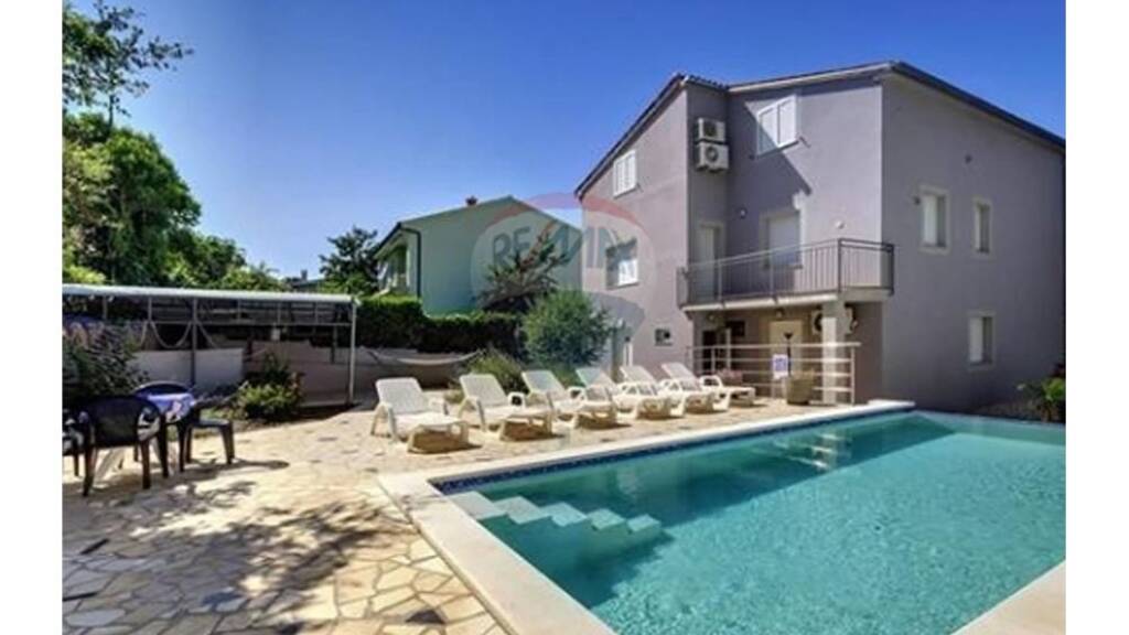 Mehrfamilienhaus zum Kauf 750.000 € 10 Zimmer 300 m² 666 m² Grundstück Medulin 52203