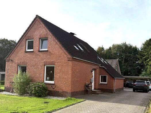 Einfamilienhaus zum Kauf 290.000 € 5 Zimmer 155 m² 2.389 m² Grundstück Wiesmoor 26639