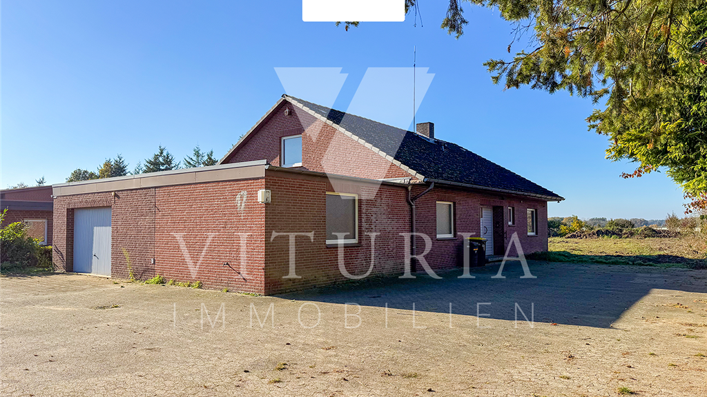 Haus zum Kauf 349.900 € 10 Zimmer 161 m² 2.252 m² Grundstück frei ab sofort Ebstorf 29574