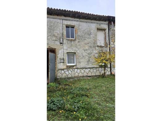 Villa zum Kauf 26.000 € 1 Zimmer 332 m² Valle de Valdelucio 09127