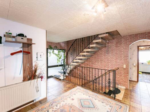 Einfamilienhaus zum Kauf 399.000 € 8 Zimmer 231,7 m² 545 m² Grundstück Ringingen Erbach 89155