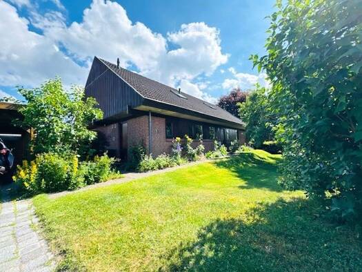 Einfamilienhaus zum Kauf 374.000 € 7 Zimmer 162 m² 792 m² Grundstück frei ab 01.10.2026 Stockelsdorf 23617