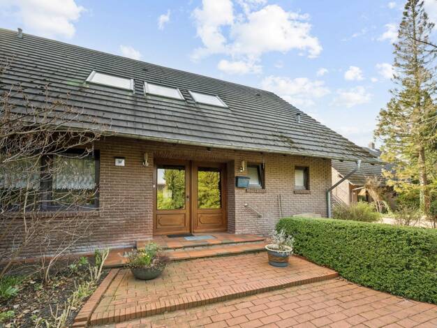 Mehrfamilienhaus zum Kauf 449.000 € 11 Zimmer 347,7 m² 2.154 m² Grundstück Ostgroßefehn Großefehn 26629