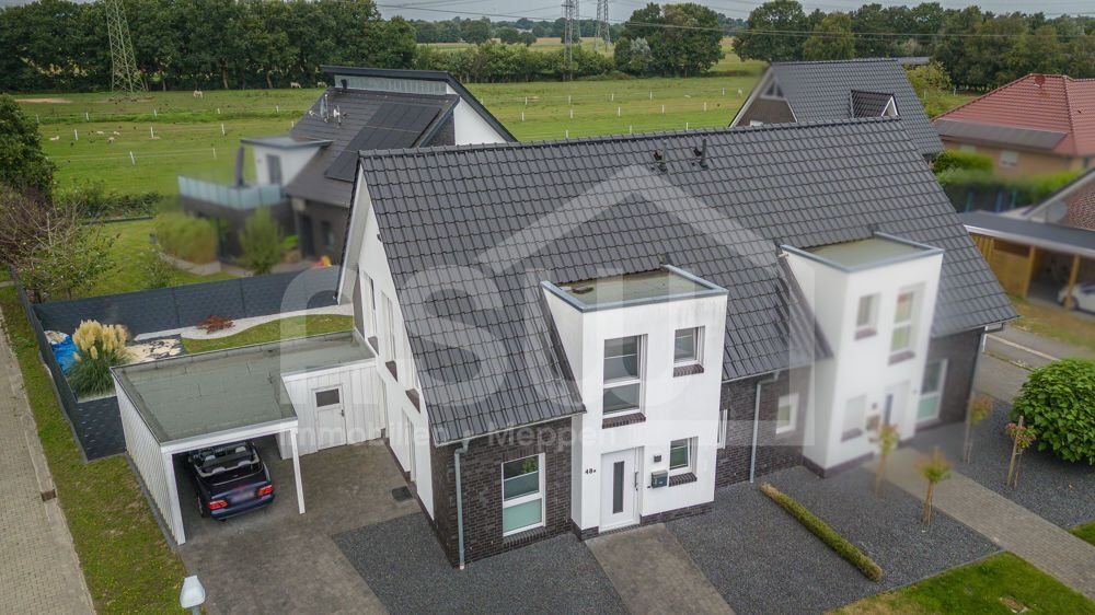 Doppelhaushälfte zum Kauf provisionsfrei 399.000 € 4 Zimmer 114,8 m²<br/>Wohnfläche 377 m²<br/>Grundstück Esterfeld Meppen 49716