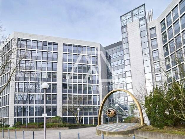 Bürofläche zur Miete provisionsfrei 14,50 € 15.259 m² Bürofläche teilbar ab 937 m² Eschborn Eschborn 65760