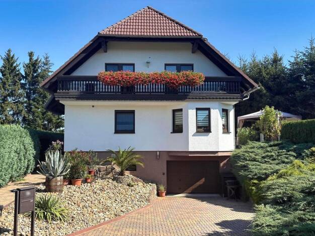 Einfamilienhaus zum Kauf 328.000 € 6 Zimmer 146,6 m² 957 m² Grundstück frei ab 01.03.2027 Kleinradmeritz Löbau 02708