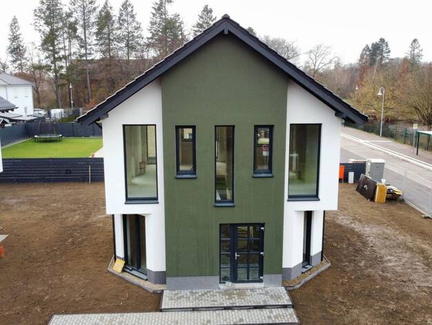 Einfamilienhaus zum Kauf provisionsfrei 540.000 € 6,5 Zimmer 123 m² 440 m² Grundstück Reichweinstraße 4 Tiefensee Werneuchen 16356