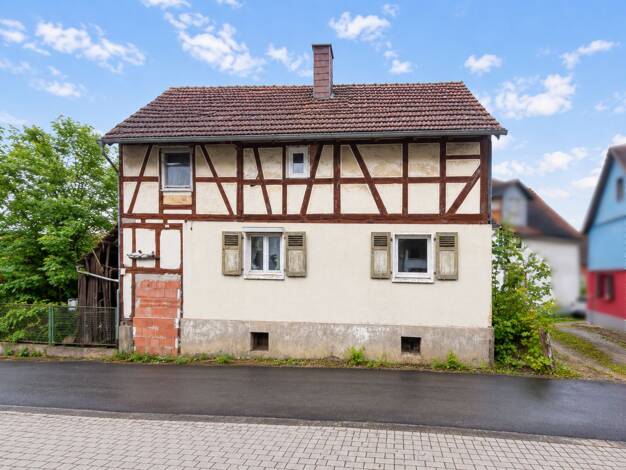 Einfamilienhaus zum Kauf 70.000 € 5 Zimmer 104 m² 215 m² Grundstück frei ab sofort Breitenbach Bebra 36179