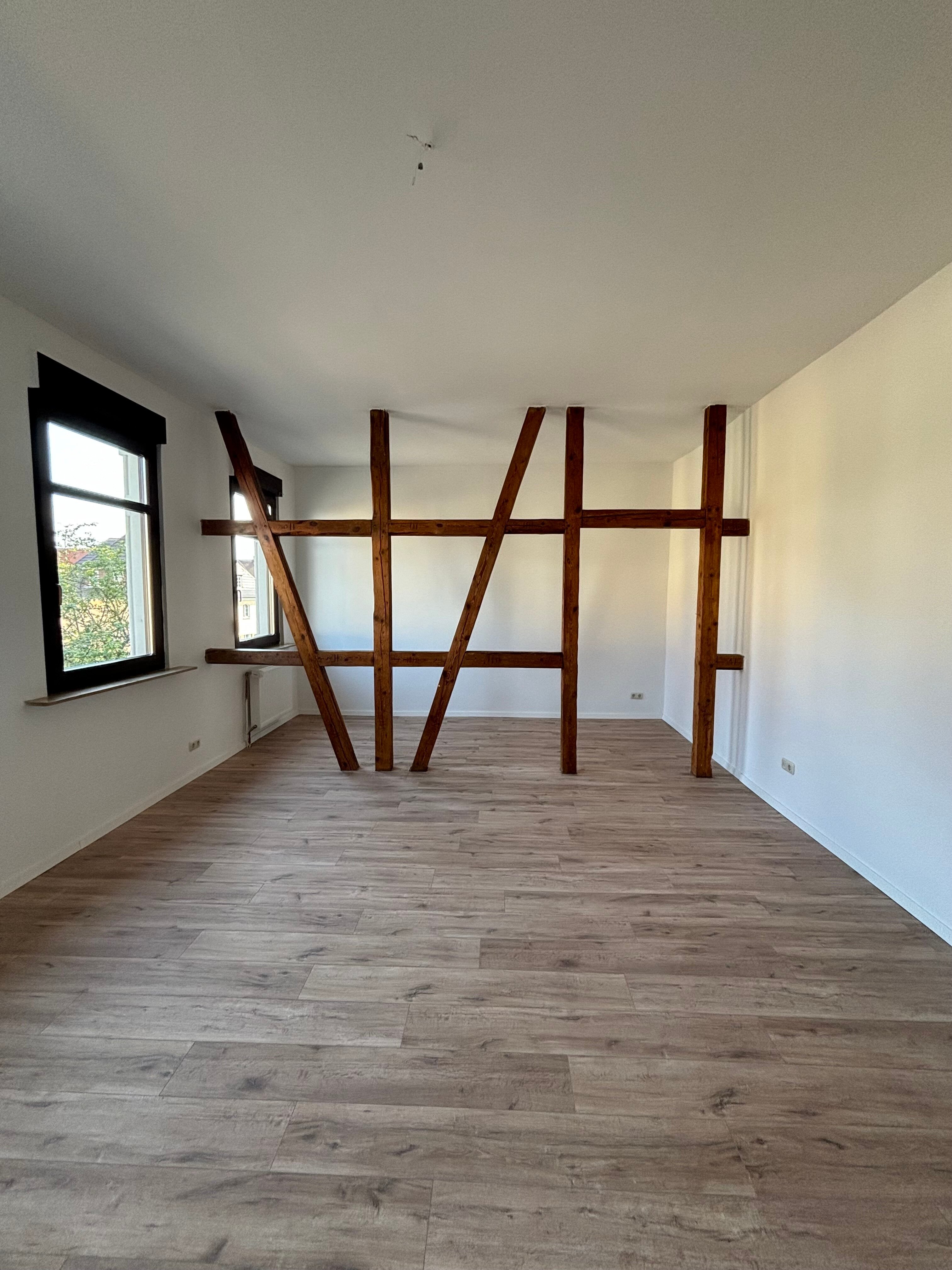 Wohnung zur Miete 710 € 3 Zimmer 94 m²<br/>Wohnfläche 1.<br/>Geschoss ab sofort<br/>Verfügbarkeit Erfurter Straße 7 Apolda Apolda 99510