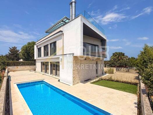 Einfamilienhaus zum Kauf 1.090.000 € 7 Zimmer 394 m² Rovinj Rovinj 52210