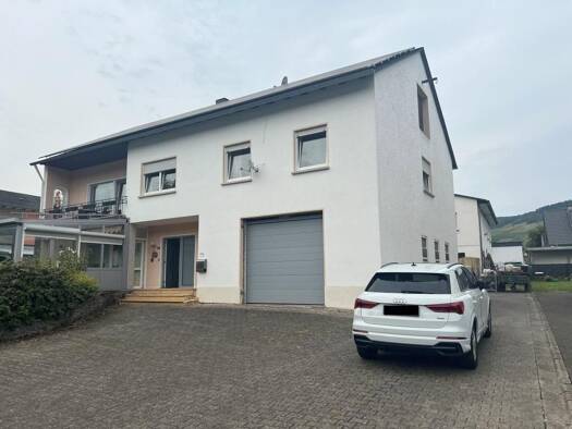 Einfamilienhaus zum Kauf 348.000 € 241 m² 1.477 m² Grundstück Kröv Kröv 54536