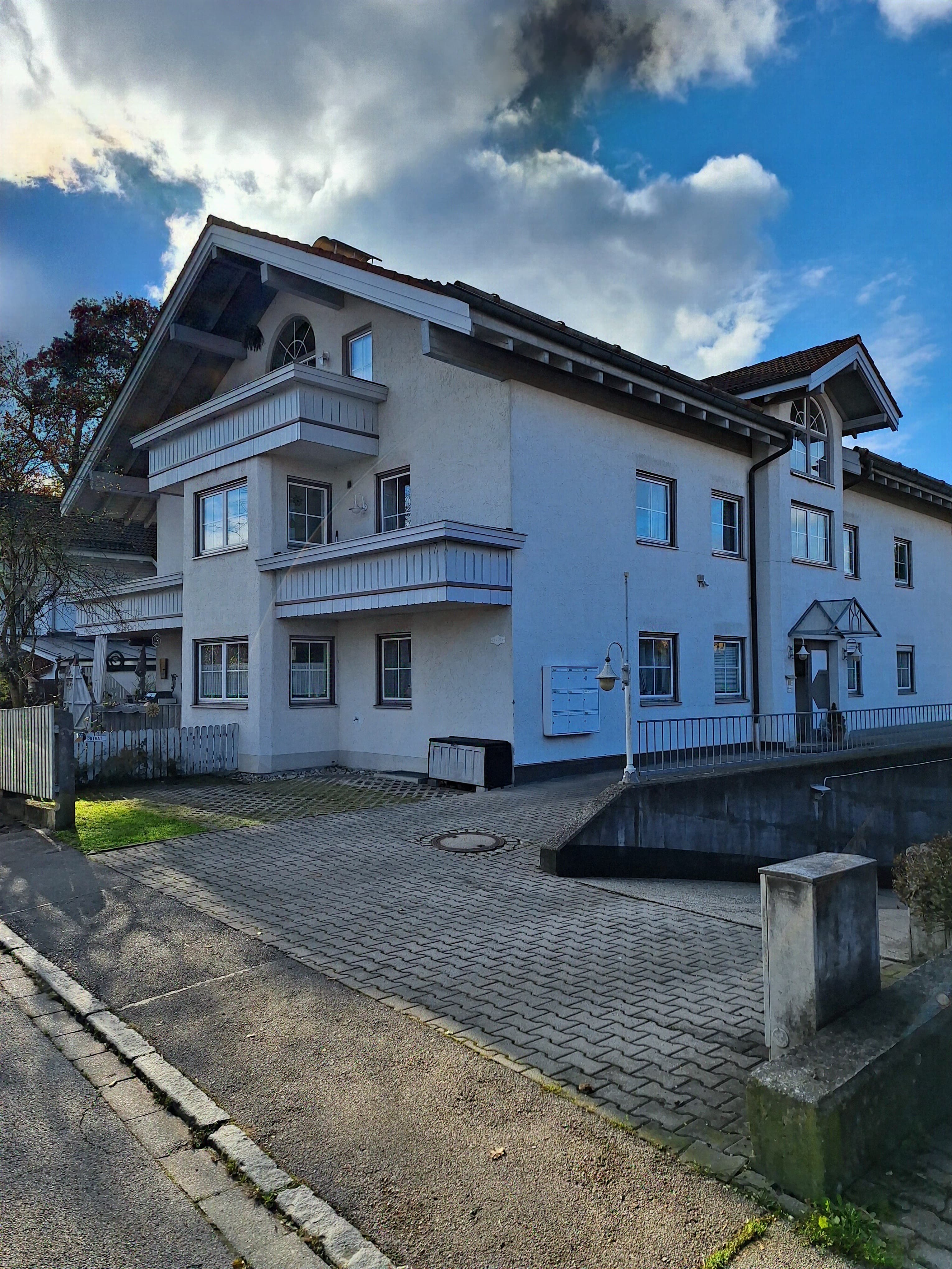 Wohnung zur Miete 1.220 € 2 Zimmer 78 m²<br/>Wohnfläche 1.<br/>Geschoss ab sofort<br/>Verfügbarkeit Eichenstraße Bad Aibling 83043