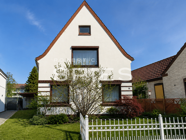 Einfamilienhaus zum Kauf 218.000 € 8 Zimmer 163 m² 890 m² Grundstück Rönnebeck Bremen 28777
