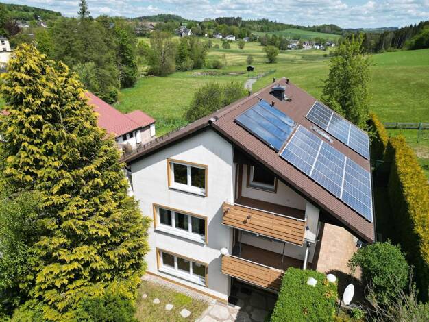 Mehrfamilienhaus zum Kauf 395.000 € 9 Zimmer 247,1 m² 1.181 m² Grundstück Bobengrün Bad Steben 95138