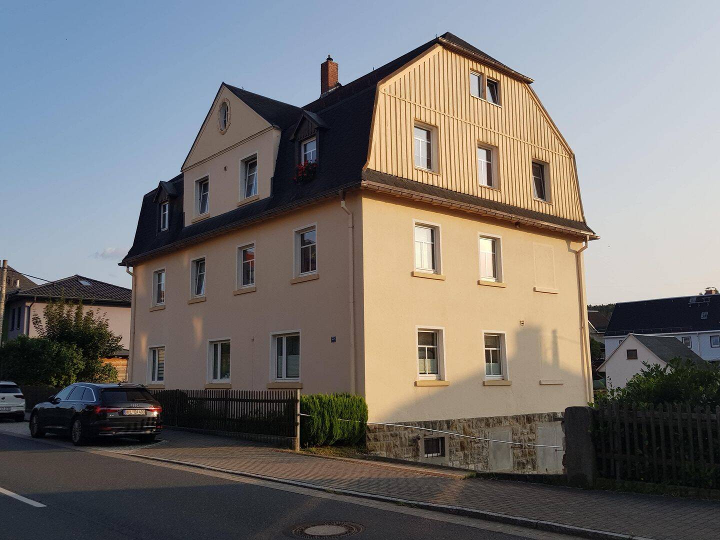 Mehrfamilienhaus zum Kauf - Ansicht 2