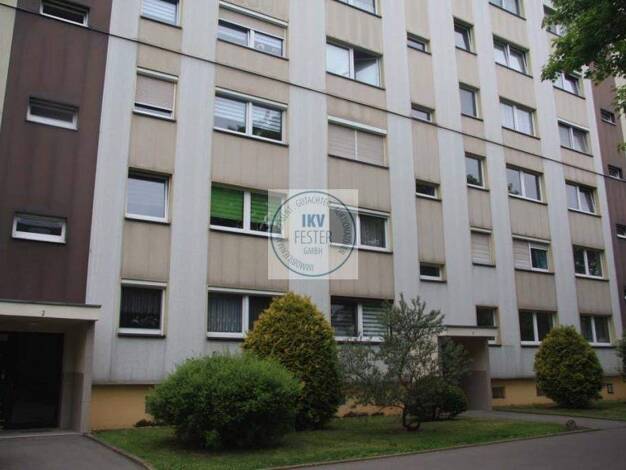 Wohnung zur Versteigerung 18.000 € 3 Zimmer 56,2 m² 1. Geschoss frei ab sofort Thurm Mülsen 08132