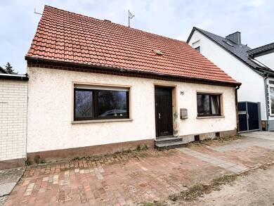 Stadthaus zum Kauf 69.000 € 4 Zimmer 80 m² 448 m² Grundstück Coswig Coswig 06869