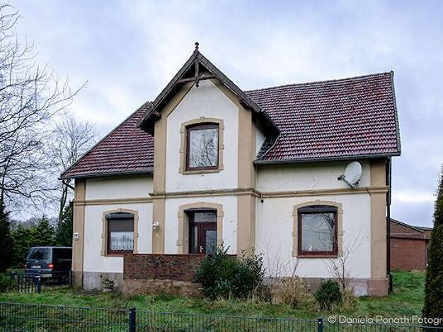 Mehrfamilienhaus zum Kauf 357.000 € 9 Zimmer 240 m² 8.400 m² Grundstück Moisburg 21647