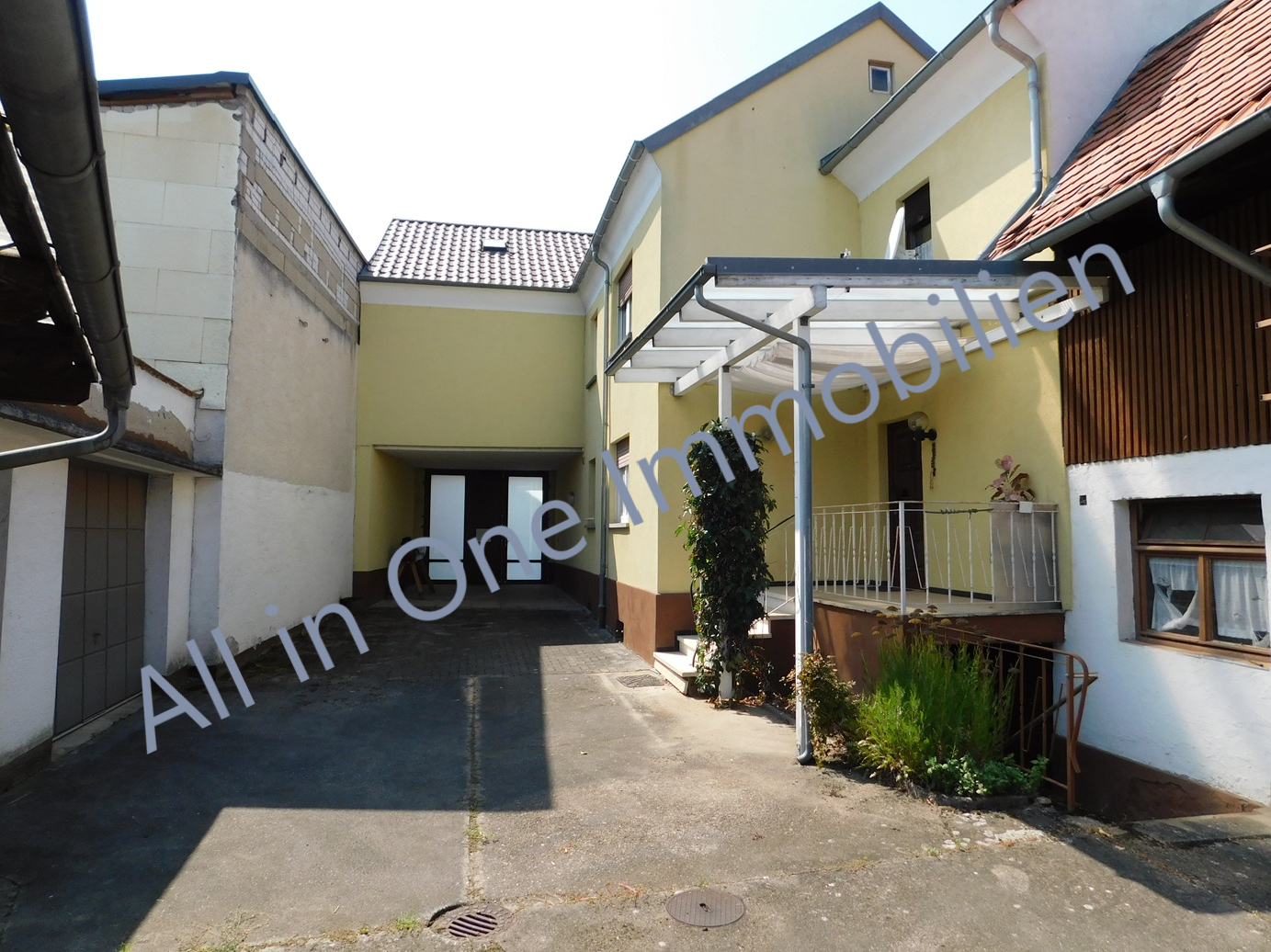 Immobilie in Ubstadt-Weiher - Gestalten und sanieren – Ihr neues Zuhause mit Perspektive !!! EFH OT Weiher - Bild 3