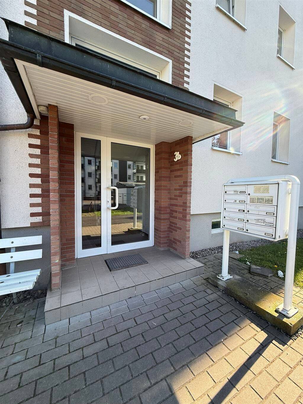 Property thumbnail 3