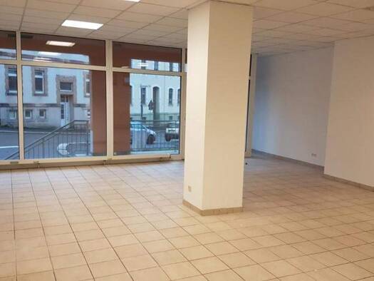 Laden zum Kauf 38.000 € 76 m² Verkaufsfläche Südvorstadt Plauen 08527