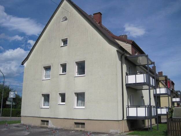 Wohnung zur Miete 864 € 3 Zimmer 72 m² frei ab 19.08.2026 Rupertusstraße 21 Freilassing Freilassing 83395