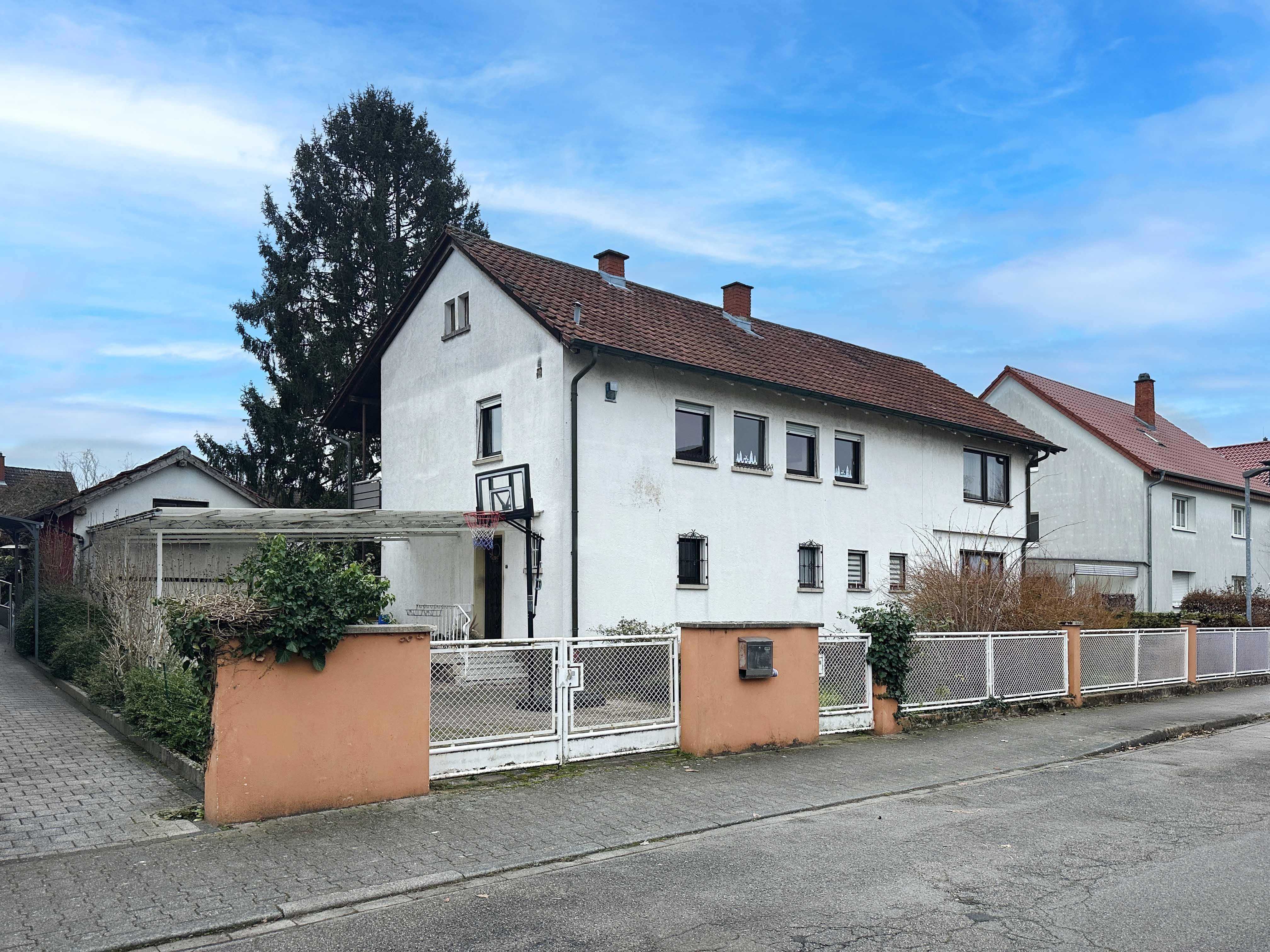 Mehrfamilienhaus zum Kauf 630.000 € 9 Zimmer 220 m²<br/>Wohnfläche 797 m²<br/>Grundstück Plankstadt 68723