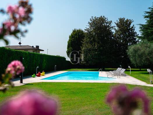 Villa zum Kauf 2.340.000 € 17 Zimmer 718 m² 10.000 m² Grundstück Palazzolo sull'Oglio 25036